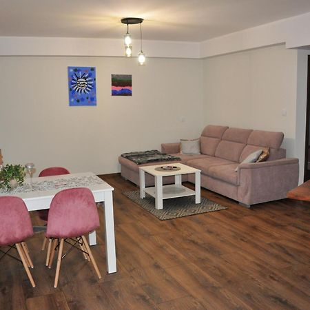 Malinowka Izerska II Apartment ชเวียราโดว์-สโดรยจ์ ภายนอก รูปภาพ