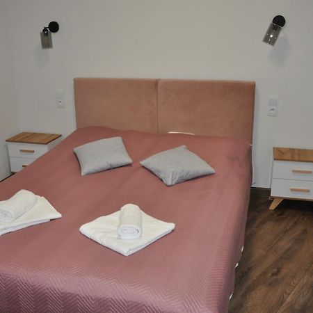 Malinowka Izerska II Apartment ชเวียราโดว์-สโดรยจ์ ภายนอก รูปภาพ