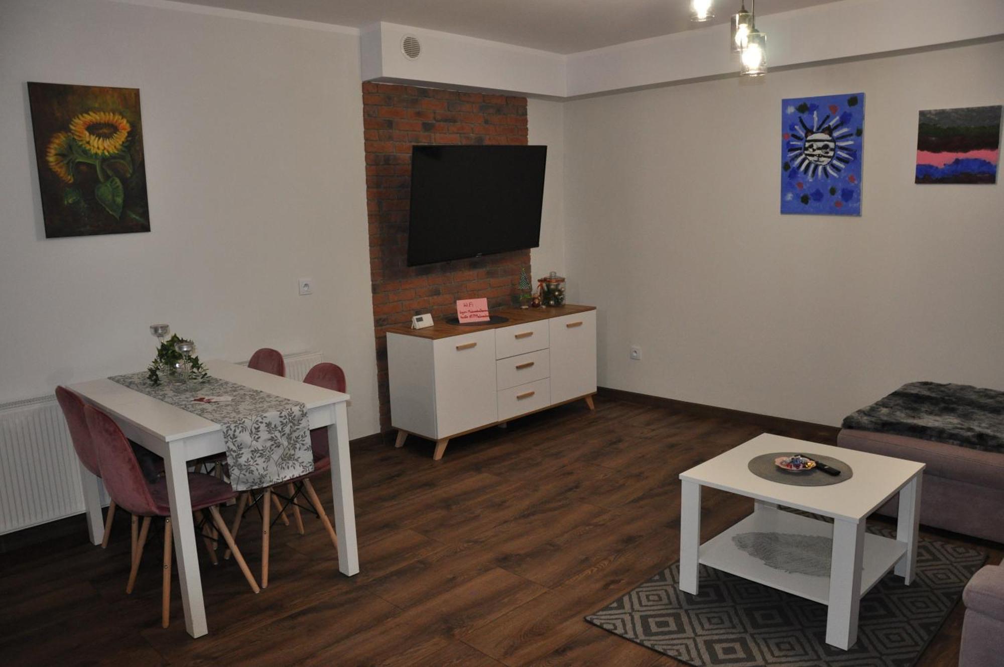 Malinowka Izerska II Apartment ชเวียราโดว์-สโดรยจ์ ภายนอก รูปภาพ