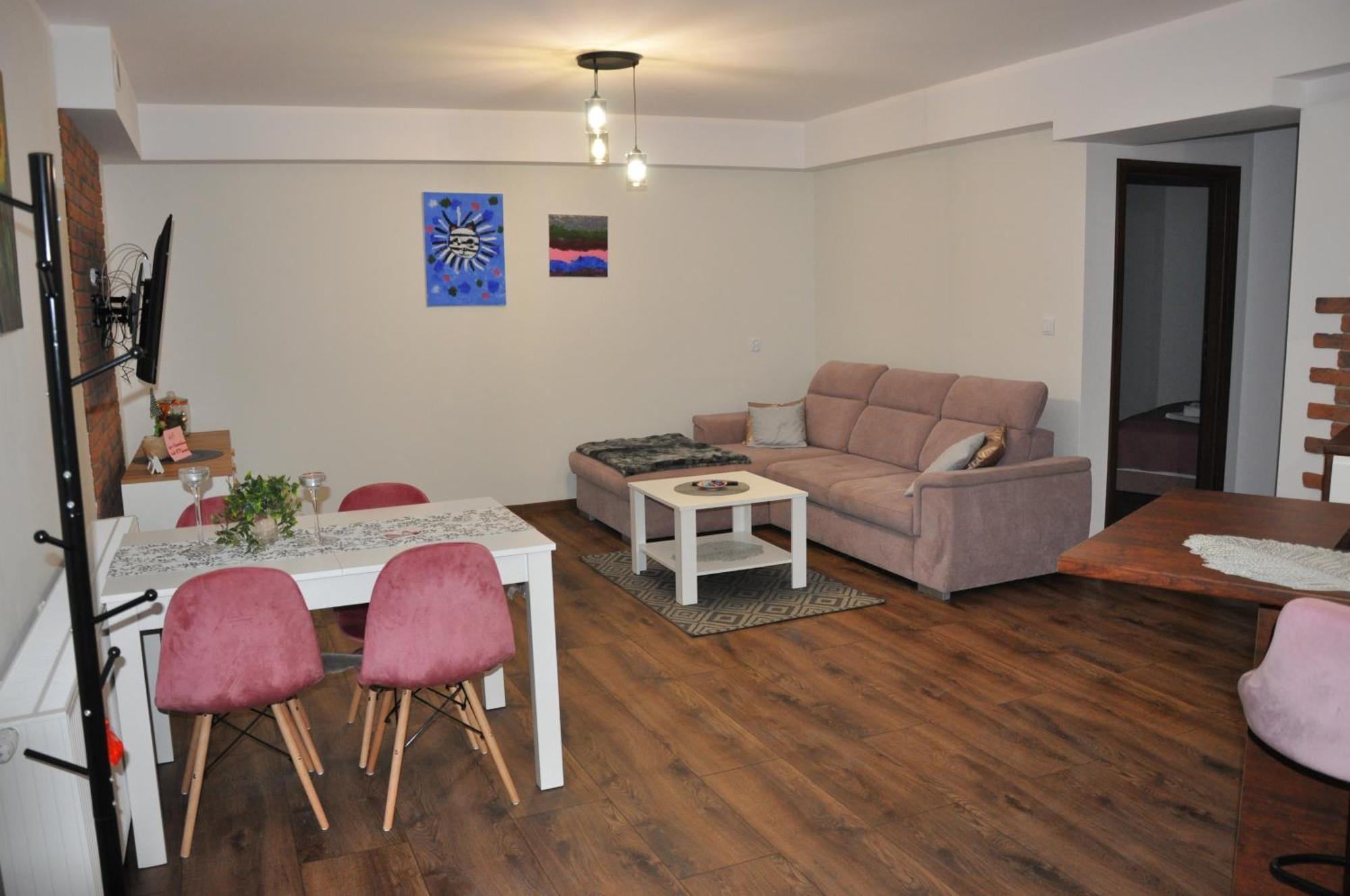 Malinowka Izerska II Apartment ชเวียราโดว์-สโดรยจ์ ภายนอก รูปภาพ